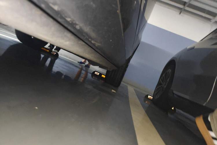 Used Land Rover Range 2021 3.0 L6 Century Extended Classic Edition Chassis Front Left