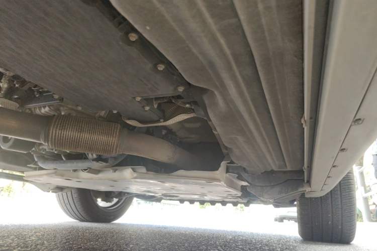 Used Land Rover Range 2021 3.0 L6 Century Extended Classic Edition Chassis Front Right