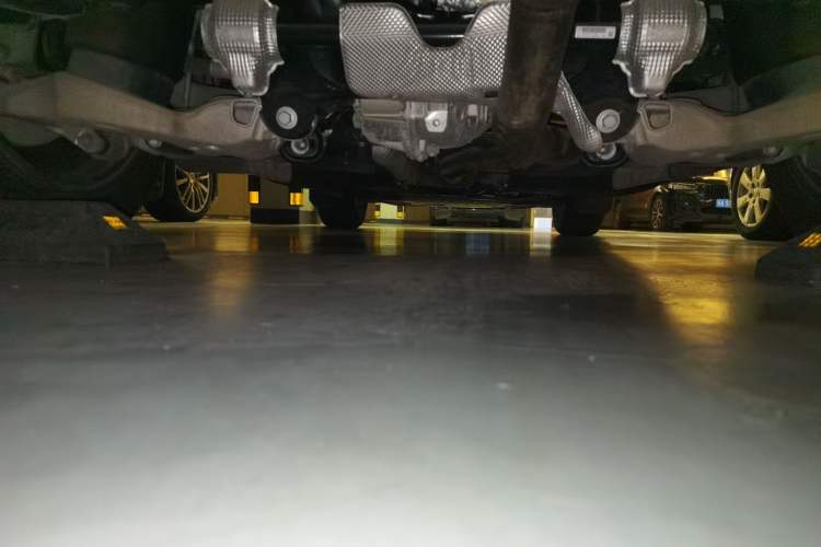 Used Land Rover Range 2021 3.0 L6 Century Extended Classic Edition Chassis Rear