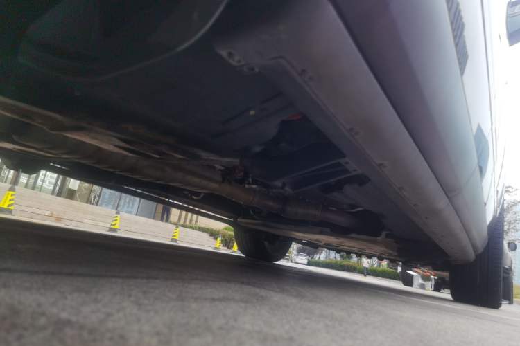 Used Land Rover Range 2021 3.0 L6 Century Extended Classic Edition Chassis Rear Right