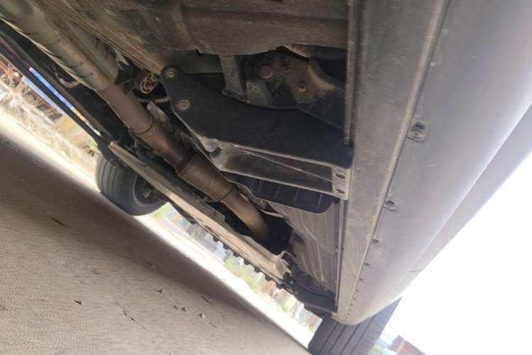 Used Land Rover Range 2021 3.0 L6 Century Extended Classic Edition Chassis Rear Right