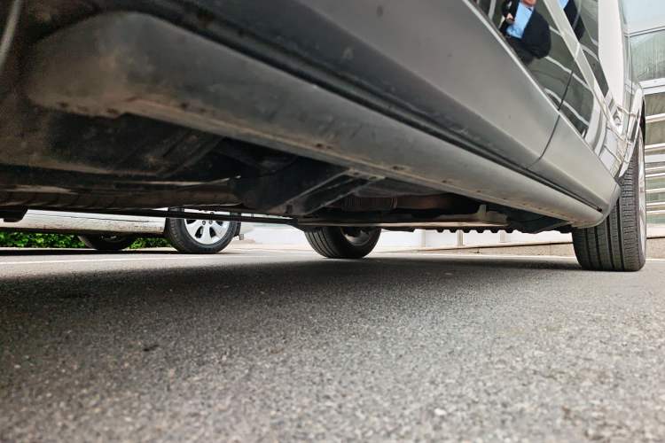 Used Land Rover Range 2021 3.0 L6 Century Extended Classic Edition Chassis Rear Right