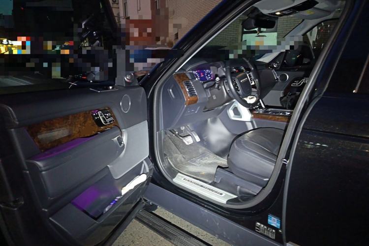Used Land Rover Range 2021 3.0 L6 Century Extended Classic Edition Driver Seat
