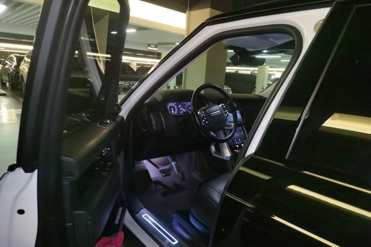 Used Land Rover Range 2021 3.0 L6 Century Extended Classic Edition Driver Seat