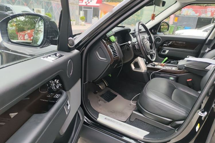 Used Land Rover Range 2021 3.0 L6 Century Extended Classic Edition Driver Seat