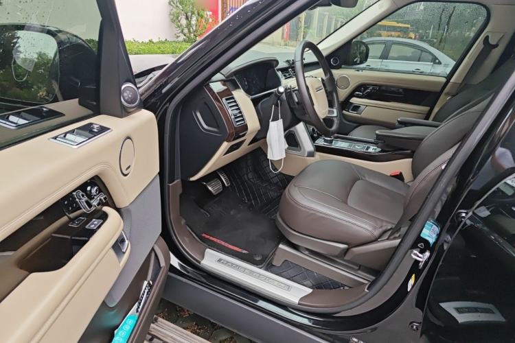 Used Land Rover Range 2021 3.0 L6 Century Extended Classic Edition Driver Seat