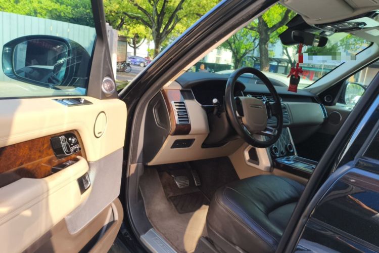 Used Land Rover Range 2021 3.0 L6 Centennial Edition Driver Seat