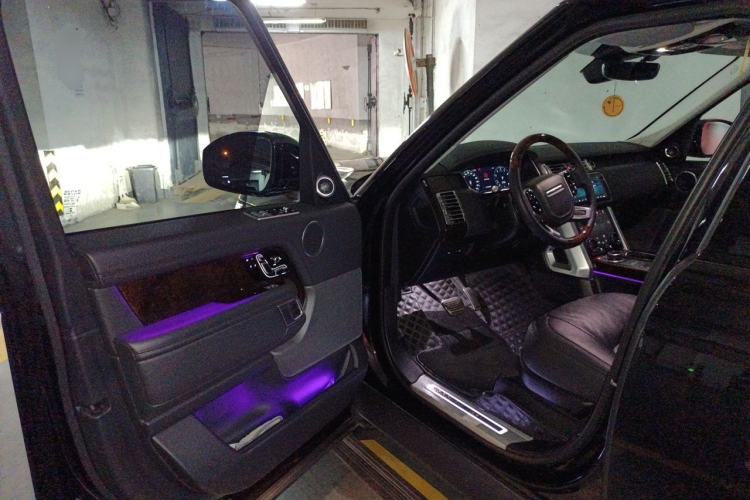 Used Land Rover Range 2021 3.0 L6 Century Extended Classic Edition Driver Seat
