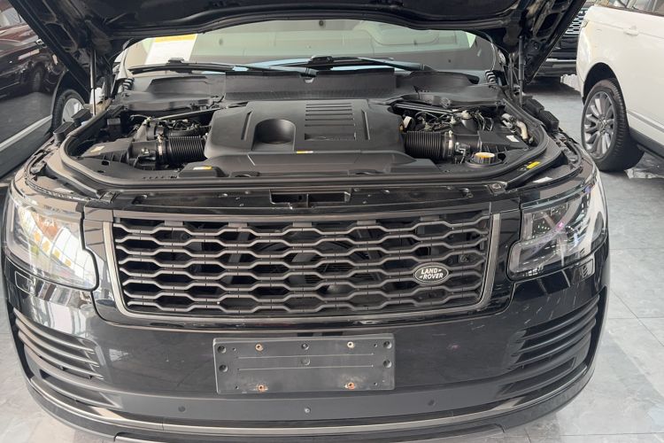 Used Land Rover Range 2021 3.0 L6 Century Extended Classic Edition Engine Bay