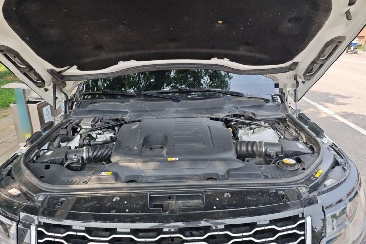 Used Land Rover Range 2021 3.0 L6 Century Extended Classic Edition Engine Bay