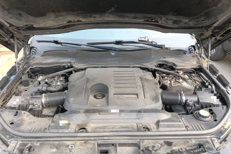 Used Land Rover Range 2021 3.0 L6 Centennial Edition Engine Bay