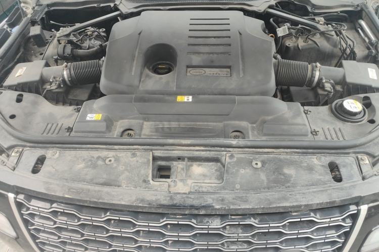 Used Land Rover Range 2021 3.0 L6 Century Extended Classic Edition Engine Bay