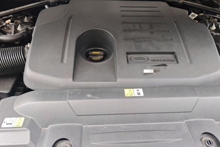 Used Land Rover Range  Engine Bay