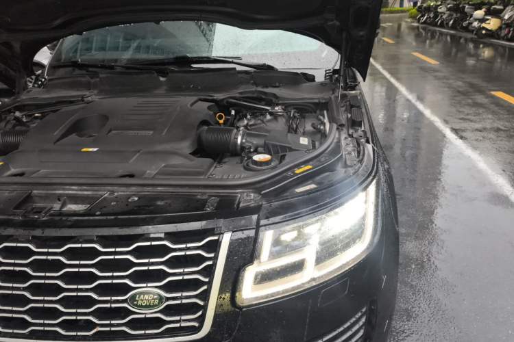 Used Land Rover Range 2021 3.0 L6 Century Extended Classic Edition Engine Bay Left