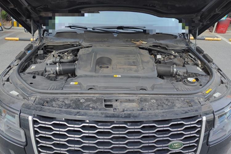 Used Land Rover Range 2021 3.0 L6 Century Extended Classic Edition Engine Bay