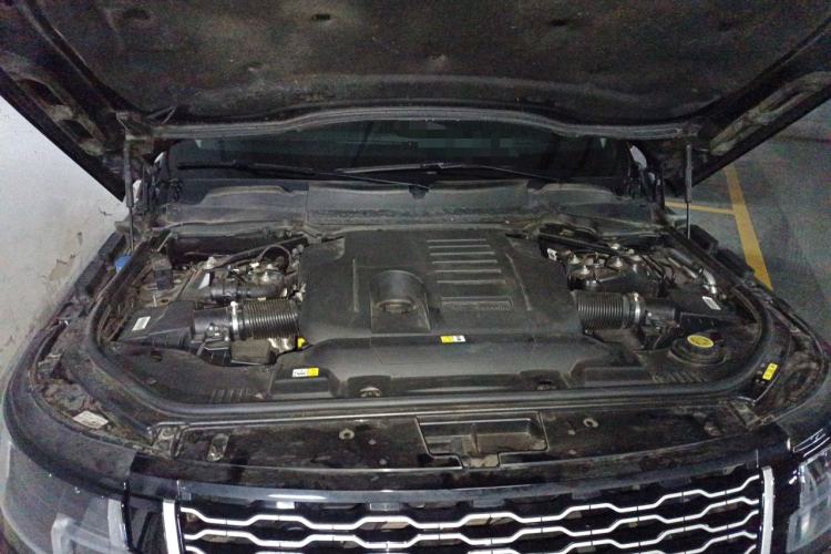 Used Land Rover Range 2021 3.0 L6 Century Extended Classic Edition Engine Bay