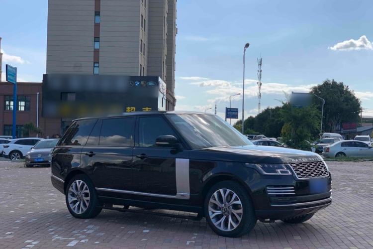 Used Land Rover Range 2021 3.0 L6 Century Extended Classic Edition Exterior 2
