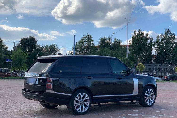 Used Land Rover Range 2021 3.0 L6 Century Extended Classic Edition Exterior 5