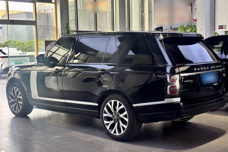 Used Land Rover Range 2021 3.0 L6 Century Extended Classic Edition Exterior 6
