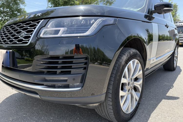 Used Land Rover Range 2021 3.0 L6 Century Extended Classic Edition Exterior 7