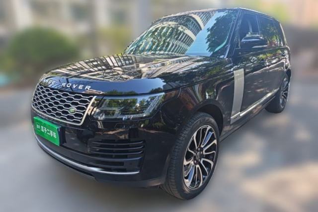 Ojetý Land Rover Range 2021 3.0 L6 Century Extended Classic Edition
