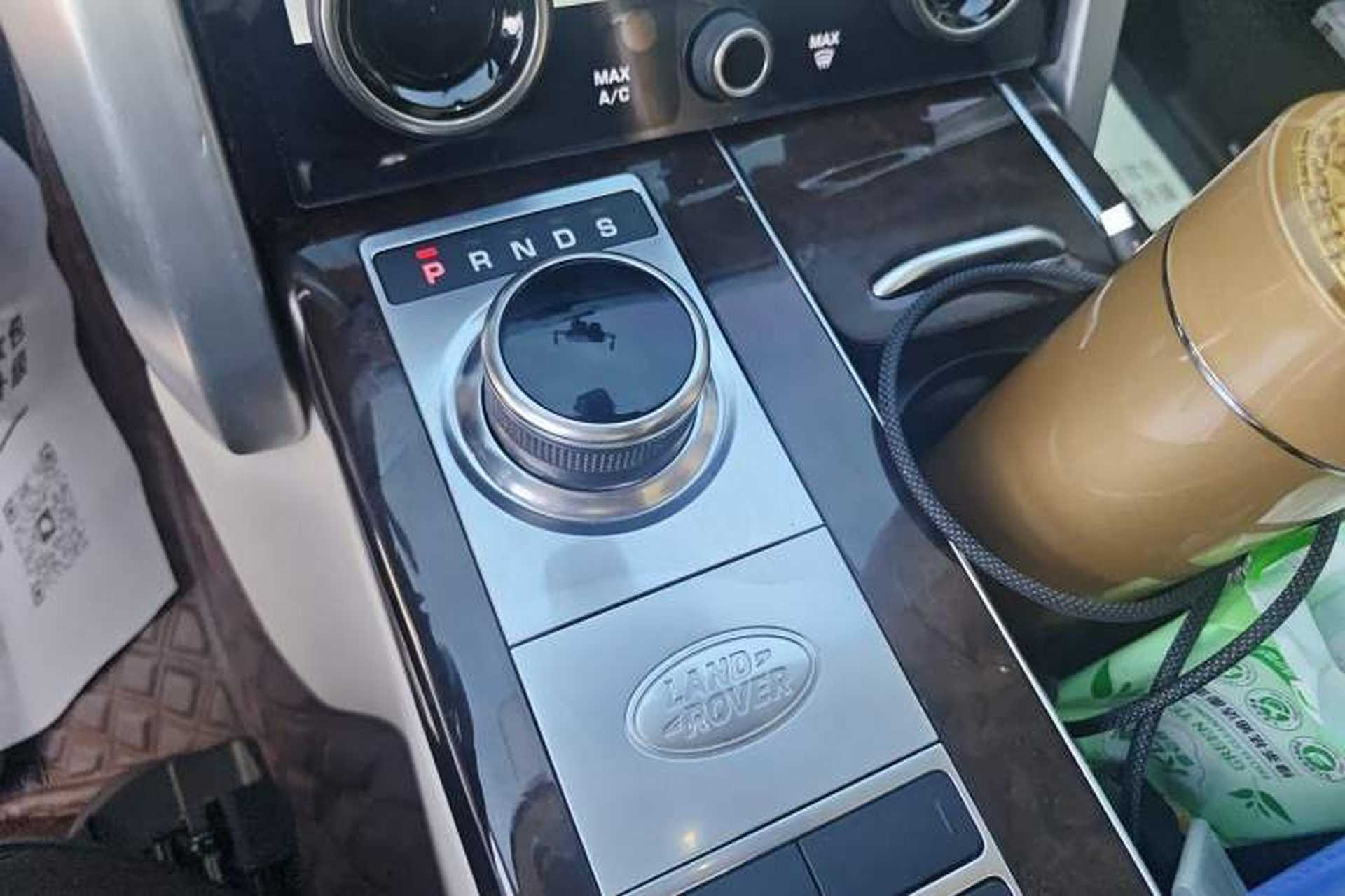 Used Land Rover Range 2021 3.0 L6 Century Extended Classic Edition Gear Lever