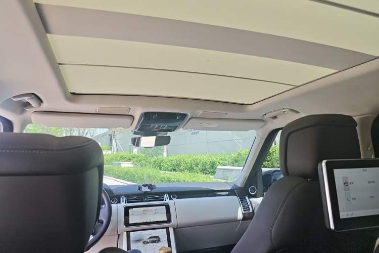 Used Land Rover Range 2021 3.0 L6 Century Extended Classic Edition Headliner