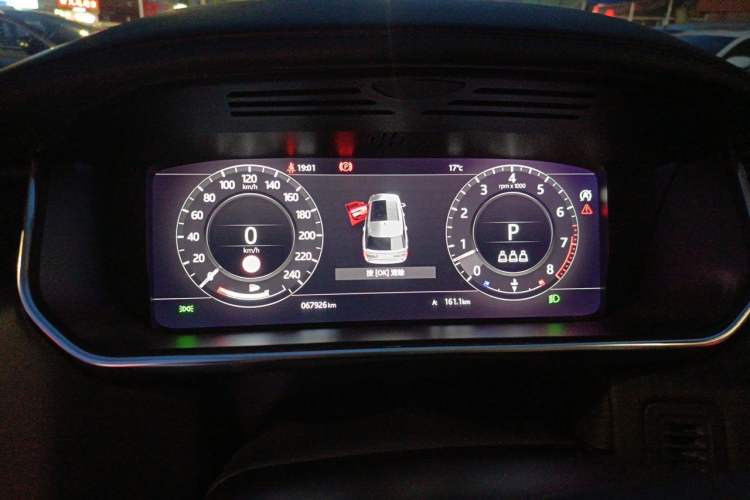 Used Land Rover Range 2021 3.0 L6 Century Extended Classic Edition Instrument Cluster