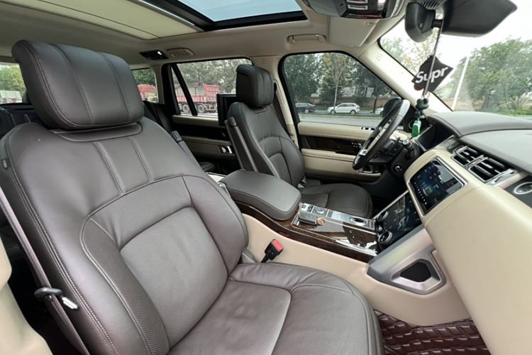 Used Land Rover Range 2021 3.0 L6 Century Extended Classic Edition Interior 11