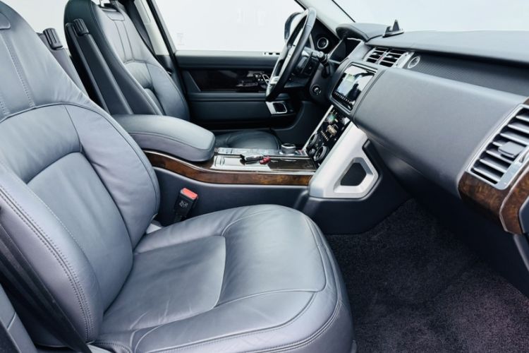Used Land Rover Range 2021 3.0 L6 Grand Edition Interior 12