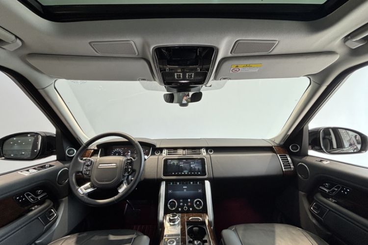 Used Land Rover Range 2021 3.0 L6 Grand Edition Interior 2