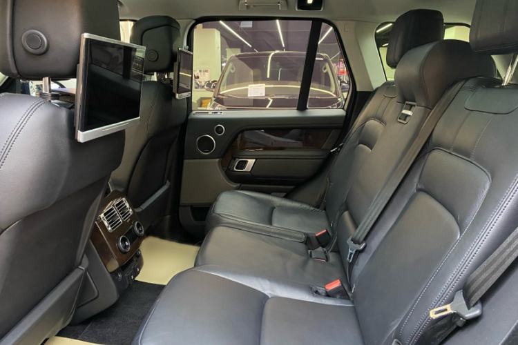 Used Land Rover Range 2021 3.0 L6 Grand Edition Interior 5
