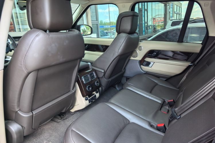 Used Land Rover Range 2021 3.0 L6 Centennial Edition Interior 5