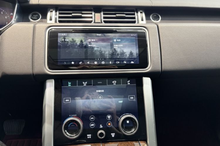 Used Land Rover Range 2021 3.0 L6 Grand Edition Interior 5