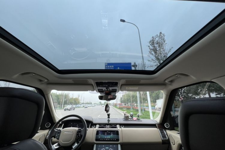 Used Land Rover Range 2021 3.0 L6 Century Extended Classic Edition Interior 7