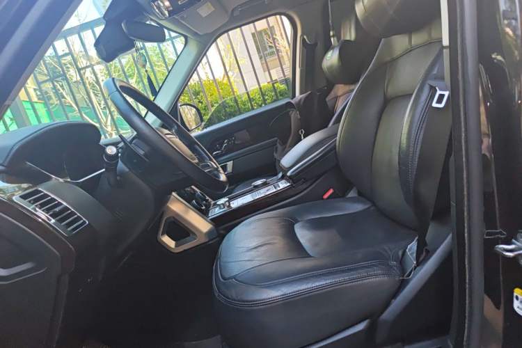Used Land Rover Range 2021 3.0 L6 Century Extended Classic Edition Left Front Seat