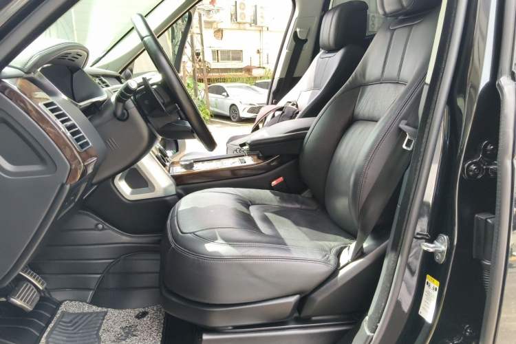 Used Land Rover Range 2021 3.0 L6 Century Extended Classic Edition Left Front Seat