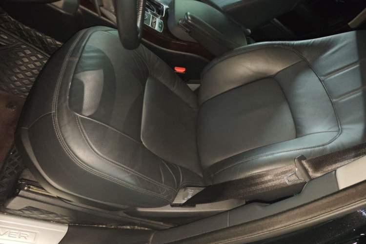 Used Land Rover Range 2021 3.0 L6 Grand Edition Left Front Seat