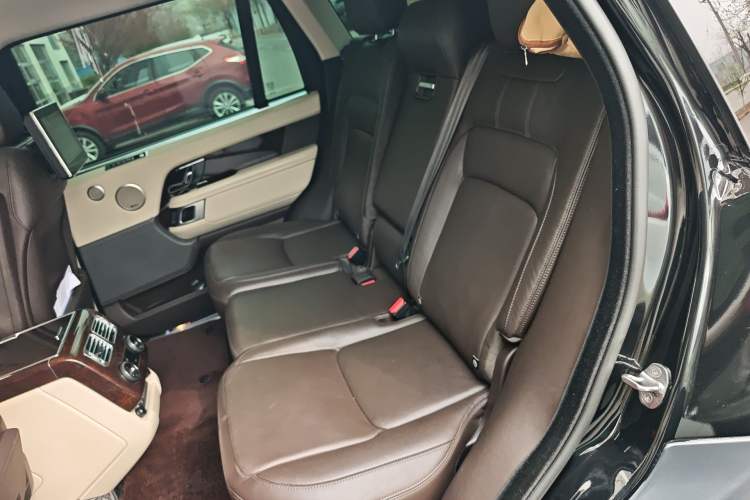 Used Land Rover Range 2021 3.0 L6 Century Extended Classic Edition Left Rear Seat