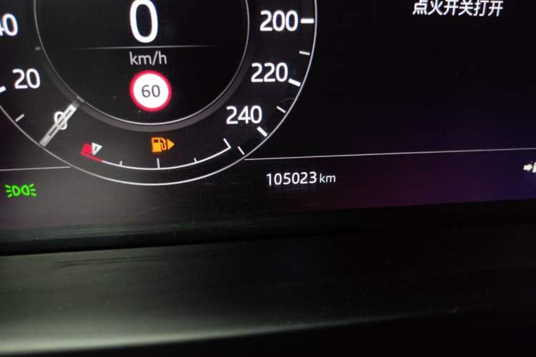 Used Land Rover Range 2021 3.0 L6 Centennial Edition Odometer Close Up