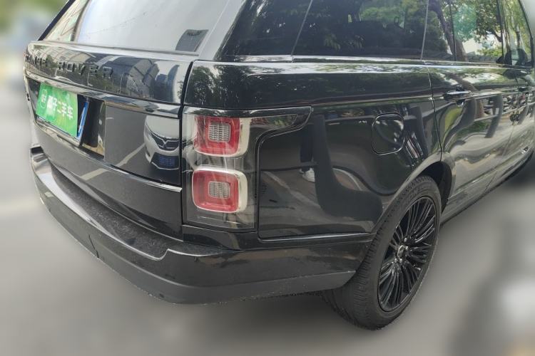 Used Land Rover Range 2021 3.0 L6 Century Extended Classic Edition Rear Right 45 Deg