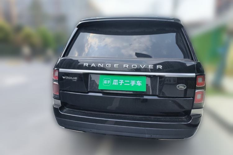 Used Land Rover Range 2021 3.0 L6 Century Extended Classic Edition Rear