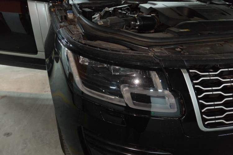 Used Land Rover Range 2021 3.0 L6 Centennial Edition Right Front Headlight
