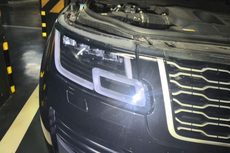 Used Land Rover Range 2021 3.0 L6 Century Extended Classic Edition Right Front Headlight