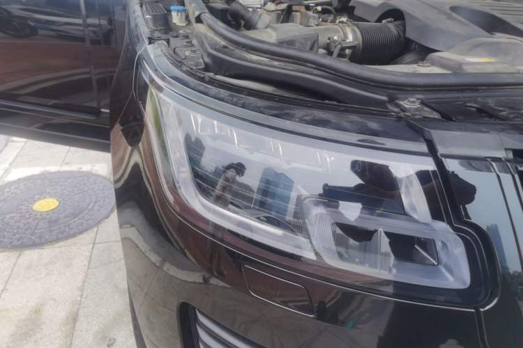 Used Land Rover Range 2021 3.0 L6 Century Extended Classic Edition Right Front Headlight