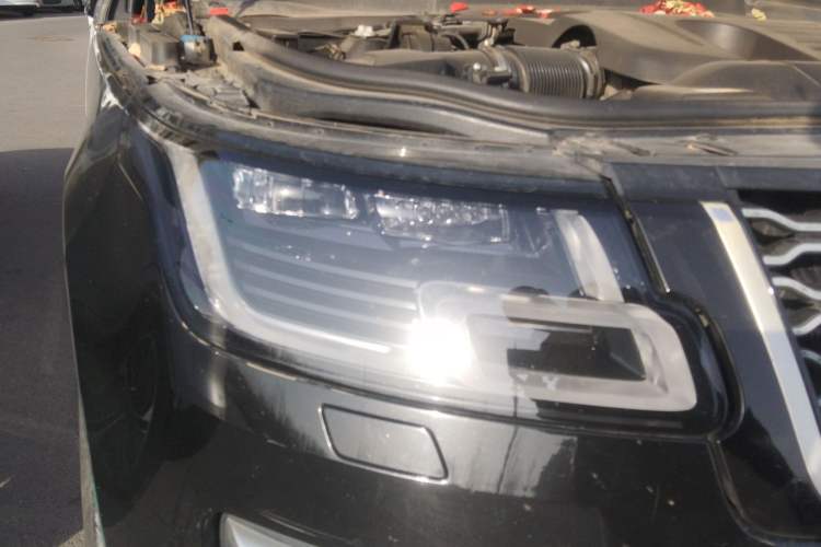 Used Land Rover Range 2021 3.0 L6 Grand Edition Right Front Headlight