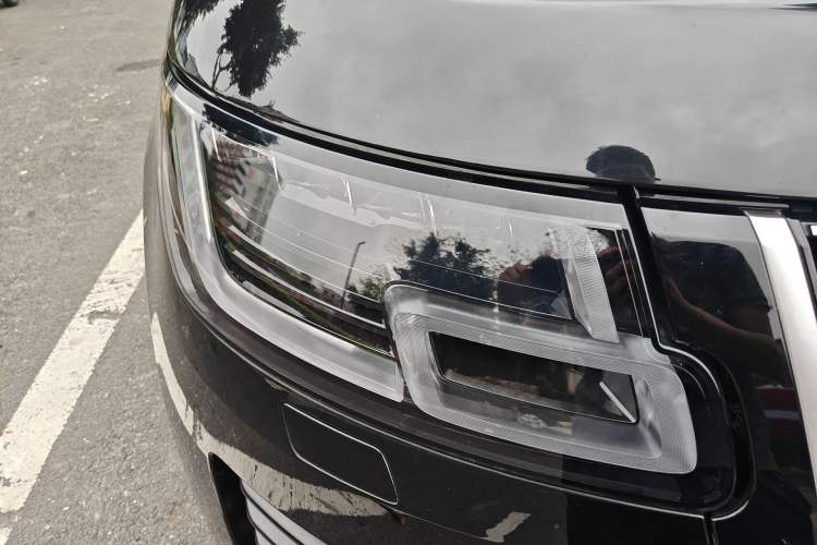 Used Land Rover Range 2021 3.0 L6 Century Extended Classic Edition Right Front Headlight