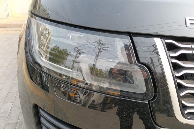 Used Land Rover Range 2021 3.0 L6 Centennial Edition Right Front Headlight