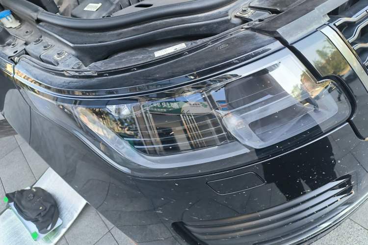 Used Land Rover Range 2021 3.0 L6 Grand Edition Right Front Headlight