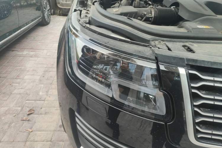 Used Land Rover Range 2021 3.0 L6 Century Extended Classic Edition Right Front Headlight